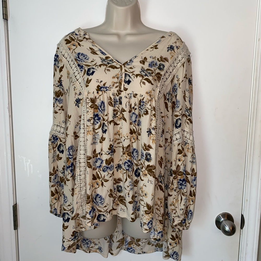 American eagle blouse